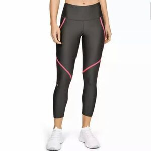 Under Armour Fitted Compression Cropped Legging Gray Pink